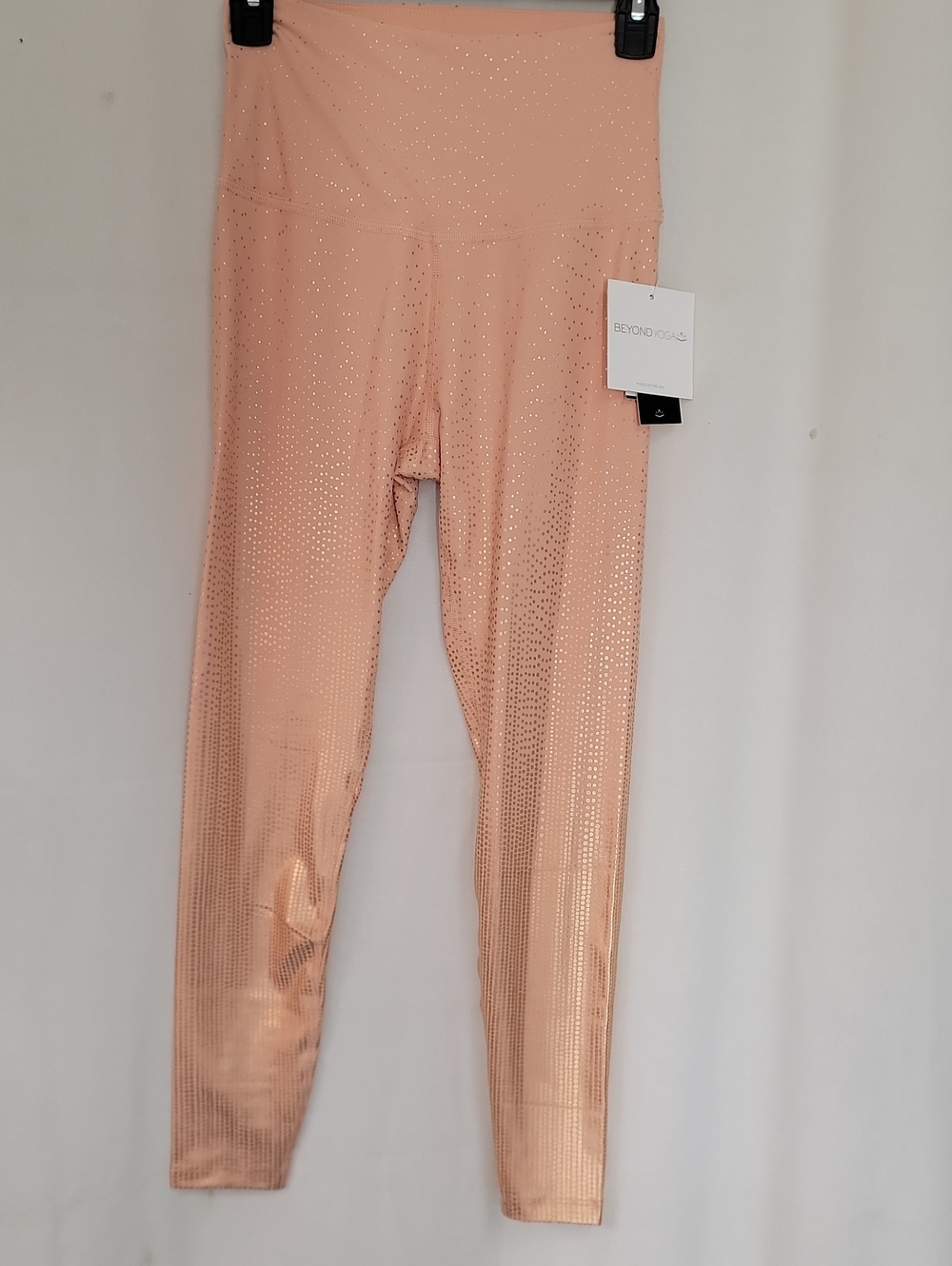 Beyond Yoga Womens Peach Metallic Leggings with Shimmer